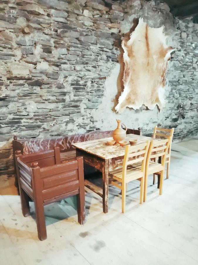Raul Lushnu Darbaz Bed and Breakfast Mestia Buitenkant foto