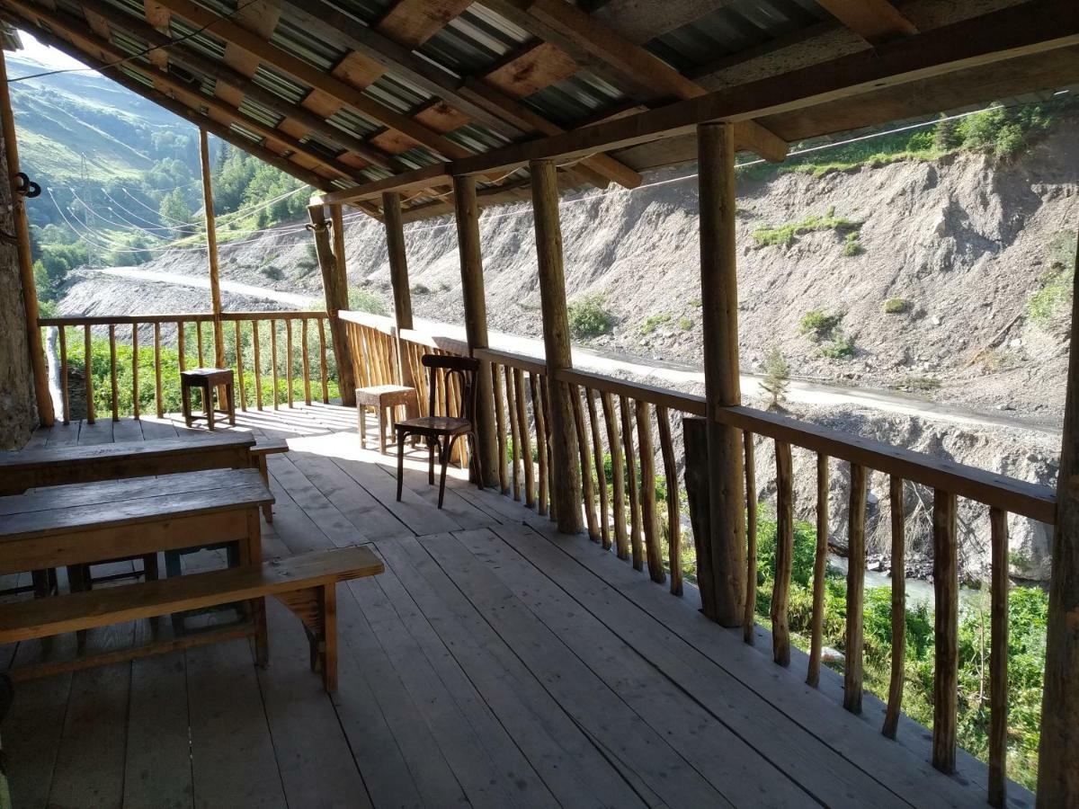 Raul Lushnu Darbaz Bed and Breakfast Mestia Buitenkant foto
